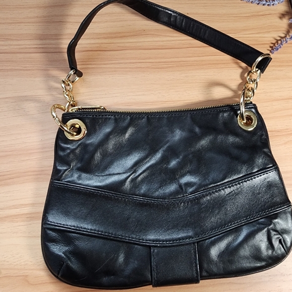 Michael KORS soft Black Leather Shoulder Bag - Picture 2 of 5